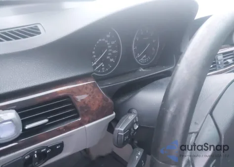 2008 BMW 328Xi z USA, uszkodzony, nr VIN WBAVC93508K037202